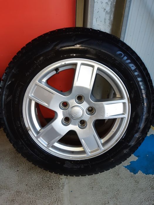 Jante jeep R17 cu anvelope de iarnă în stare bună