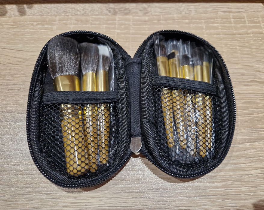 Мини четки за грим