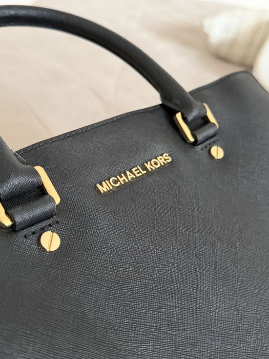 Сумка Michael Kors  оригинал, в отличном состоянии