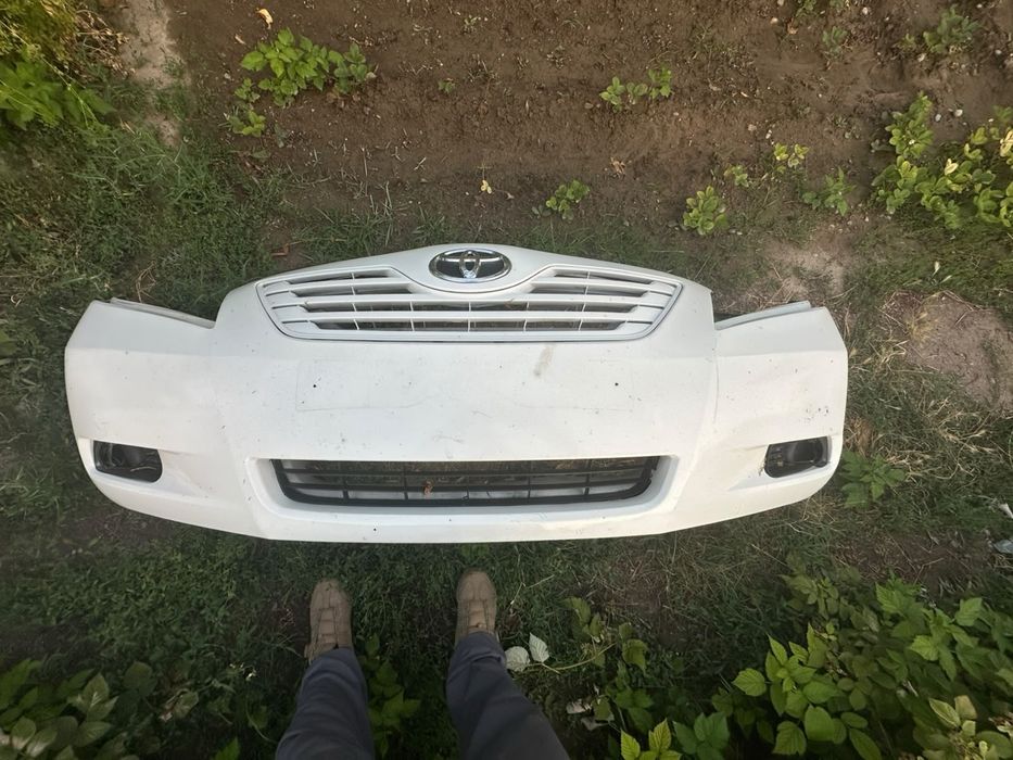 Toyota Camry 40 передний бампер