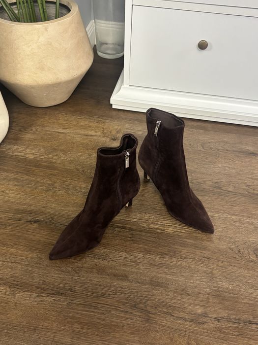 Botine din piele intoarsa Steve Madden