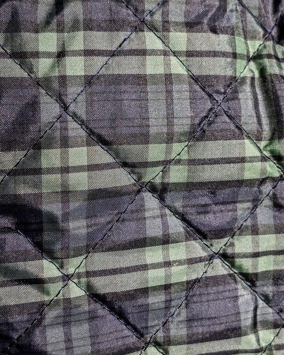 Вместительная женская сумка с короткими ручками