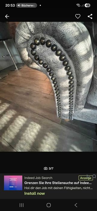 Canapea de culoare gri impecabilā