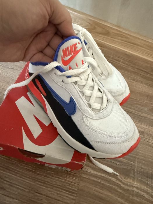 Nike Air Max 90  и Air Max 2090 EOI