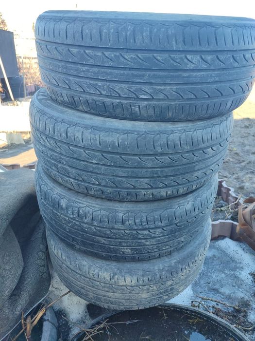 Продам резину R16