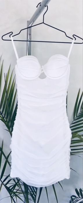 Rochii moderne elegante ANGRO de Vanzare NOi sigilate