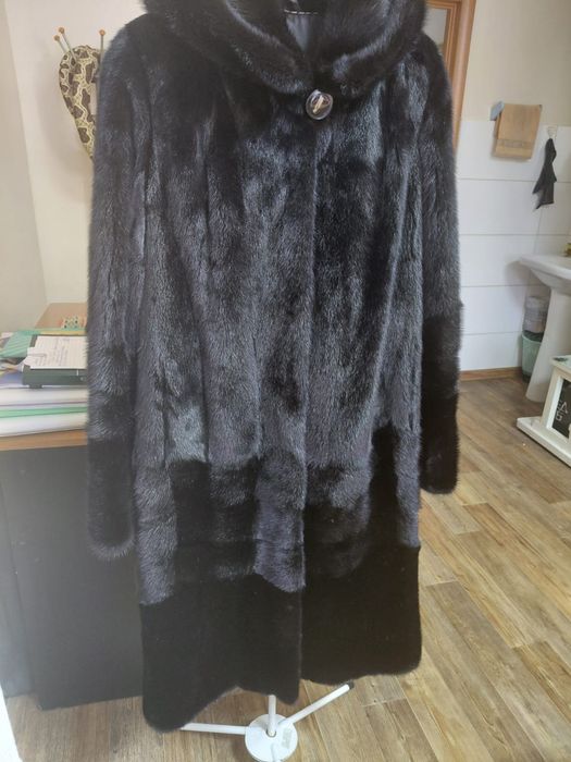 Шуба норковая в отличном состоянии 52размер, цена 110тыс