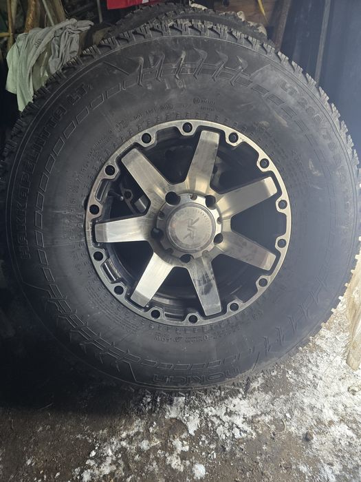 Комплект дисков с резиной.