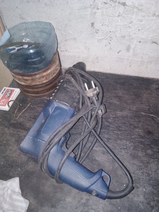 Перфоратор продам