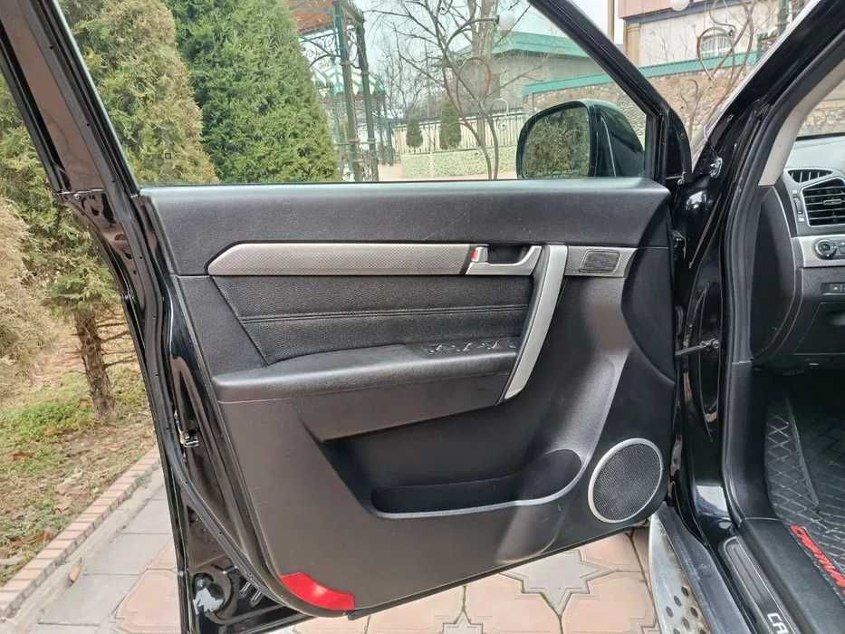 Продаётса Каптива 4 своя.