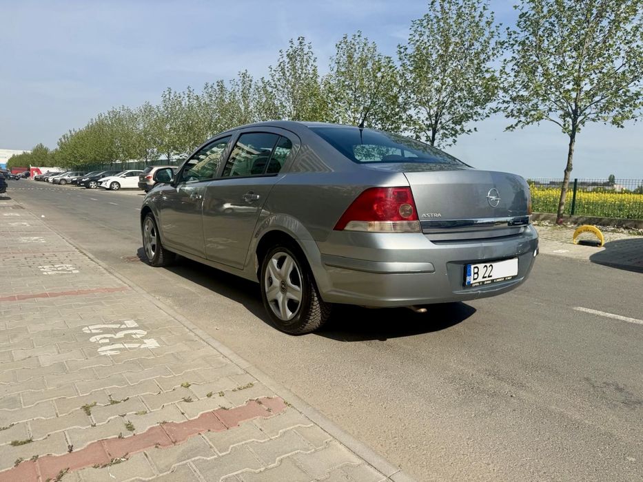 Opel Astra 2011-1.6 benz/E5, proprietar