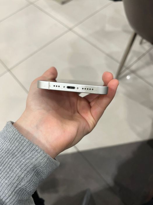 продам айфон 14