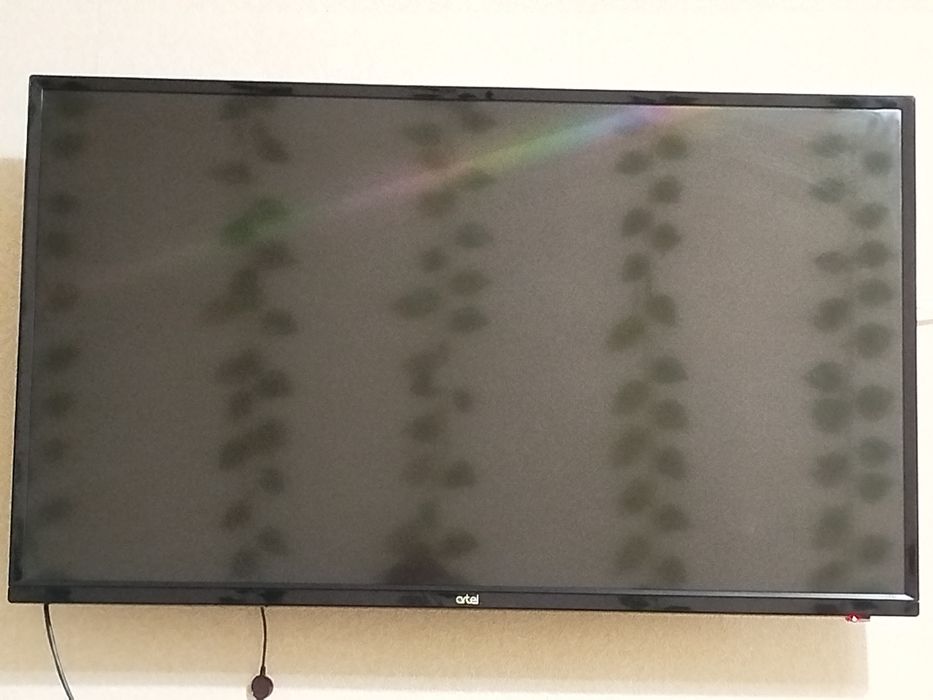 Artel televizor diagonal 43 sm, smart apparati bilan birgalikda