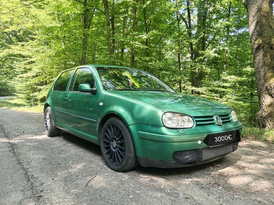 Vand sau schimb Golf 4 1.8t