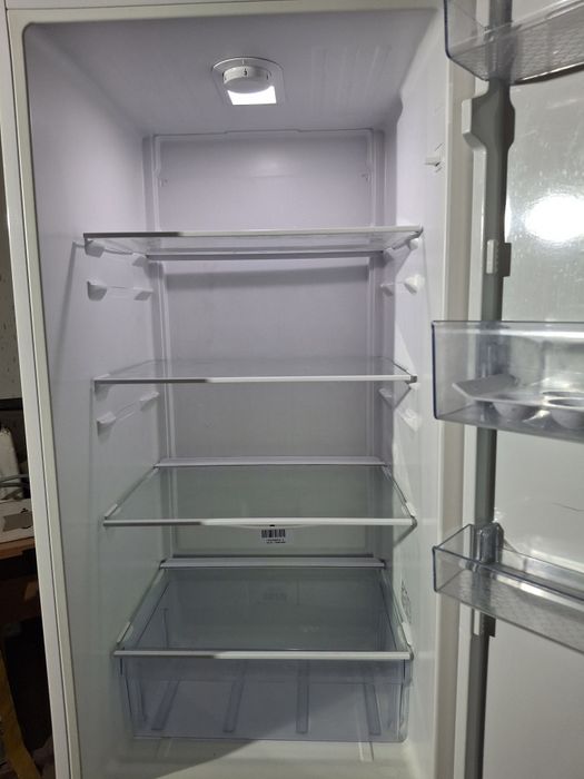 Шыттай Холодильник Веко сатылады.