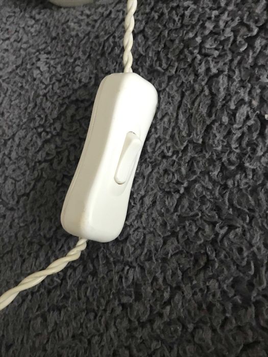 Гъвкава настолна лампа