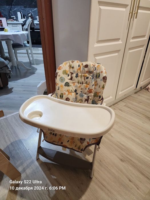 Стульчик для кормления Joie