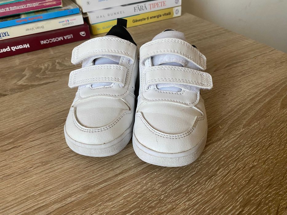 Adidas copii mărimea 23
