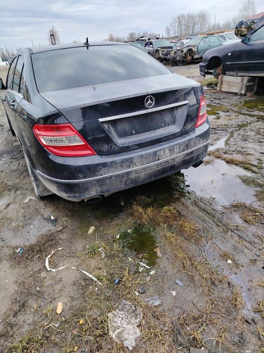 Запчасти мерседес w 204