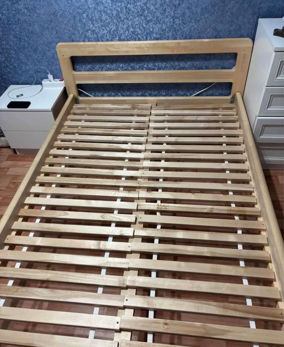Продам кровать размер 120х200