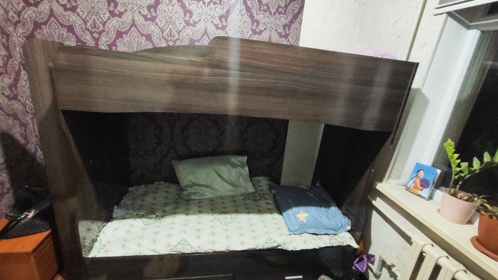 Продам кровать срочна