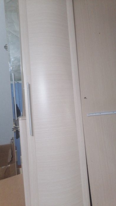 Шкаф распашной 5д с зеркалами