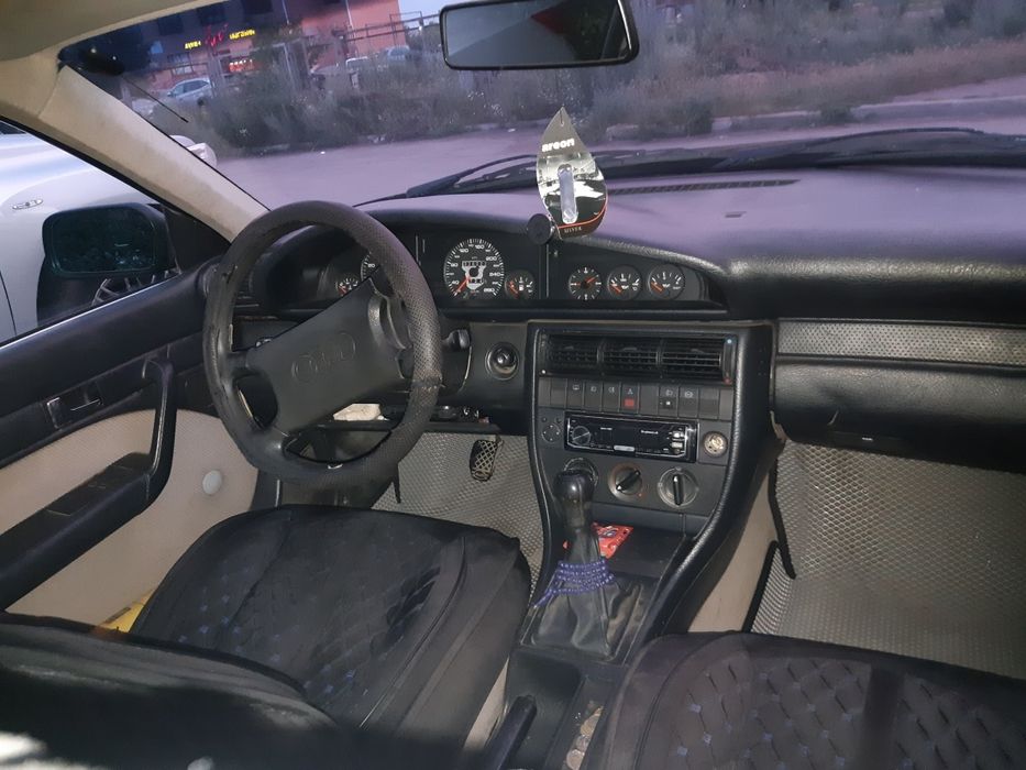 Продам машину Ауди 100 С4