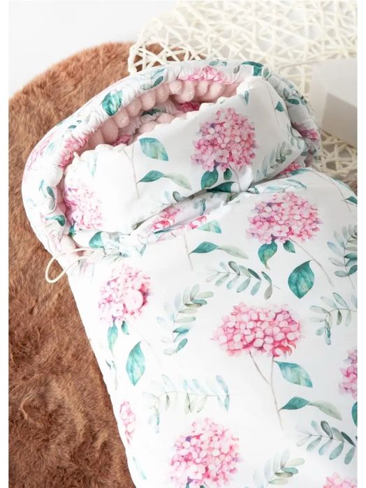 Продается конверт с комбинезоном