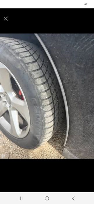 Vînd Jante cu cauciucuri de iarnă