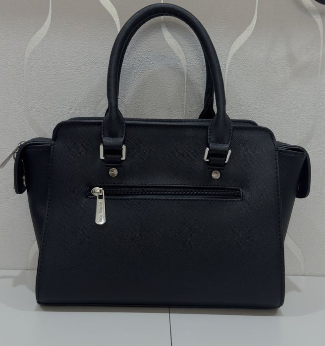 Продам сумку Michael Kors