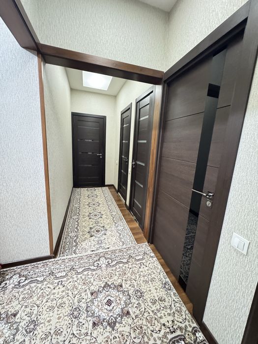 Юнусобод 9 мавзе 4 хонали евро ремонт сотилади СРОЧНО!!