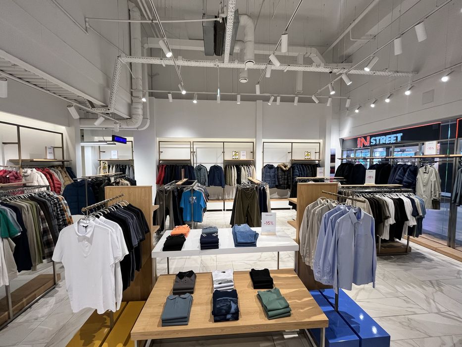 Срочно! Готовый интерьер магазина