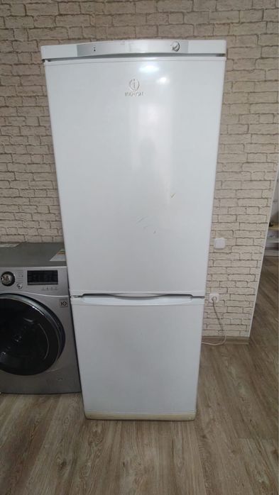 Продается холодильник