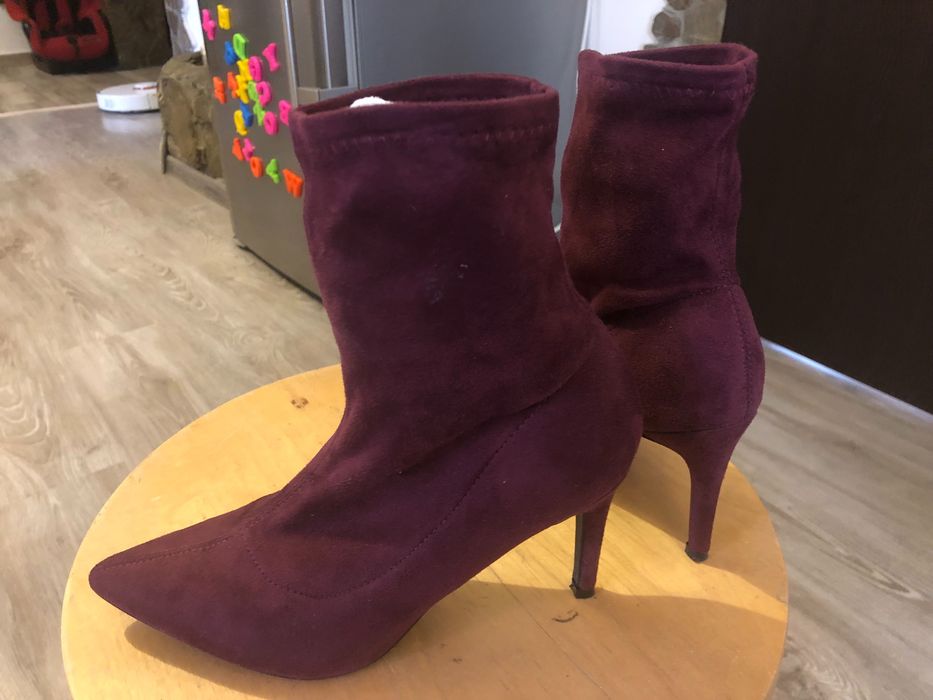 Cizme OASIS - catifea, inaltime toc 8 cm