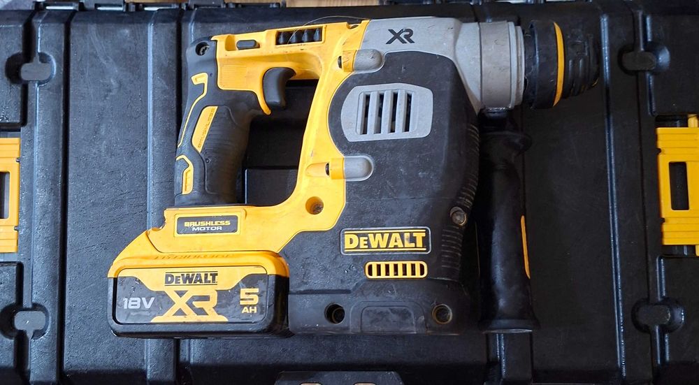 Dewalt DCH 273 перфоратор