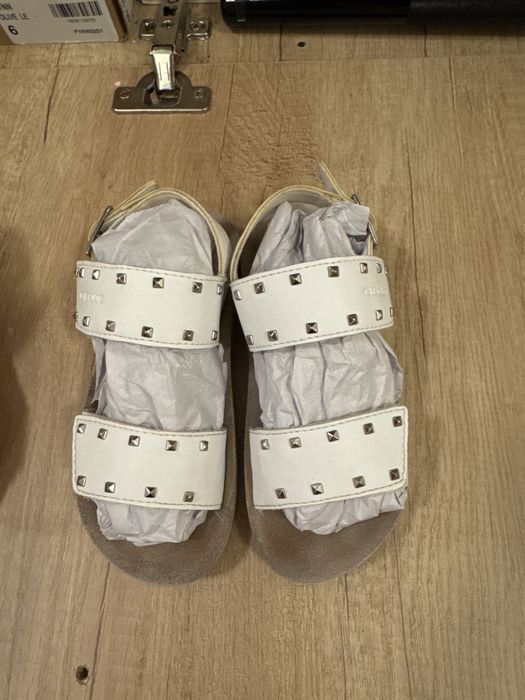 Sandale Geox piele ajustabile marimea 28 ca noi