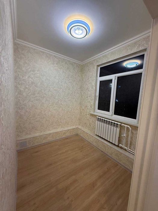 СРОЧНО !! Продаётся квартира в Яшнабаде 2/2/4 ( 47 кв/м ) Авиасозлар 3