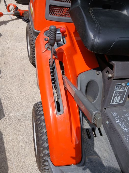 Тракторна косачка Husqvarna R 316T