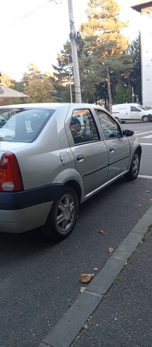 Dacia Logan 1.6 MPI • 2004 • 141.000 km • AC • Geamuri electrice