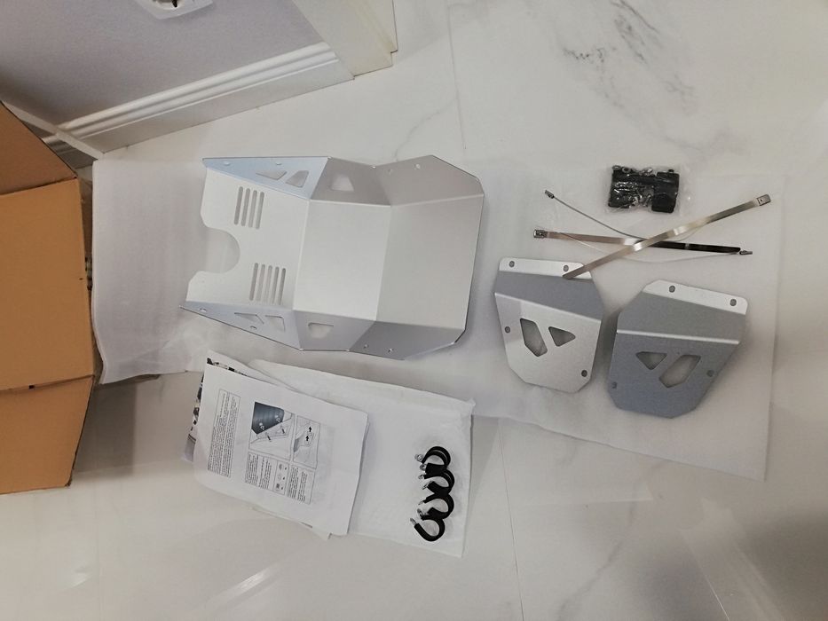 Предпазна плоча за Suzuki V-Strom