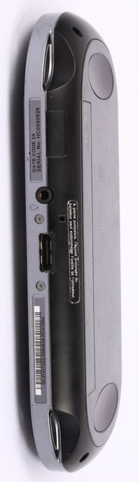 Sony PS Vita OLED PCH-1004 (Перфектно състояние, Пълен комплект + 2 Игри)