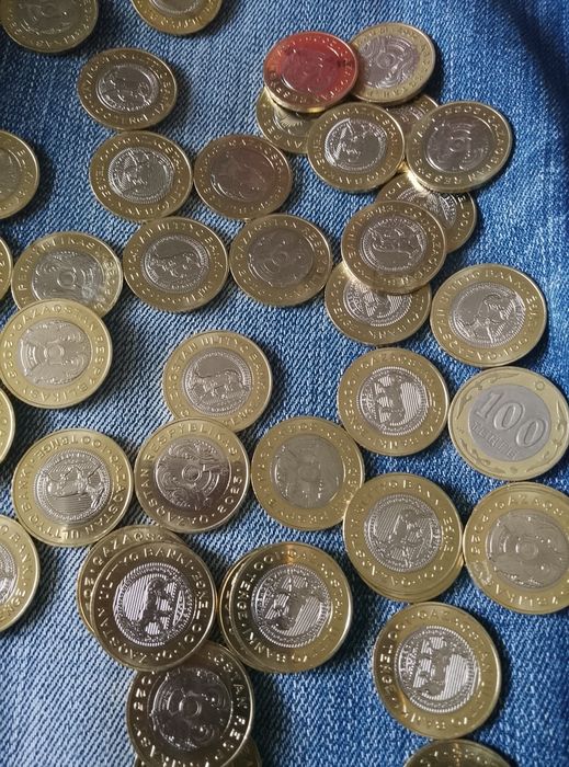 Продам.  монеты .