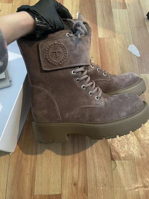 Зимние ботинки новые замшевые