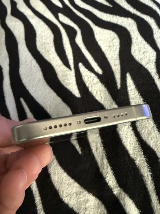 Iphone 15 pro max icloud