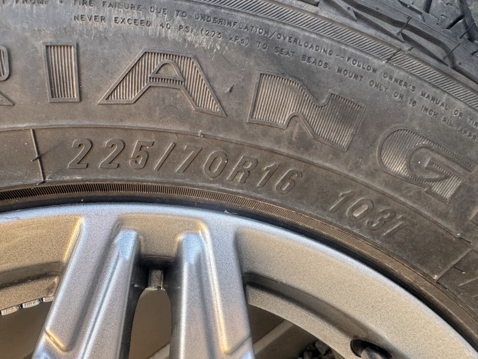 Продам резину с дисками R16