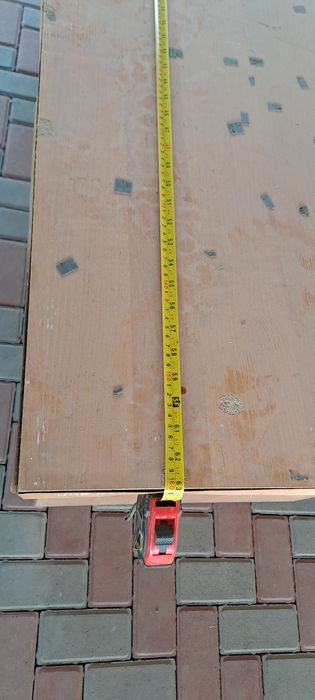 Есть 3 столы, продаётся по 5000 тг