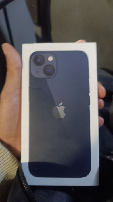 Продам айфон 13 128гб