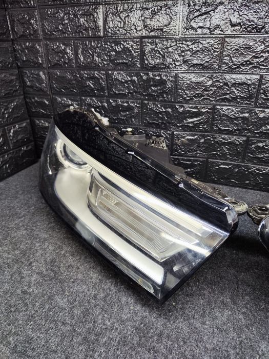 Far Audi Q5 FY Bixenon stanga dreapta