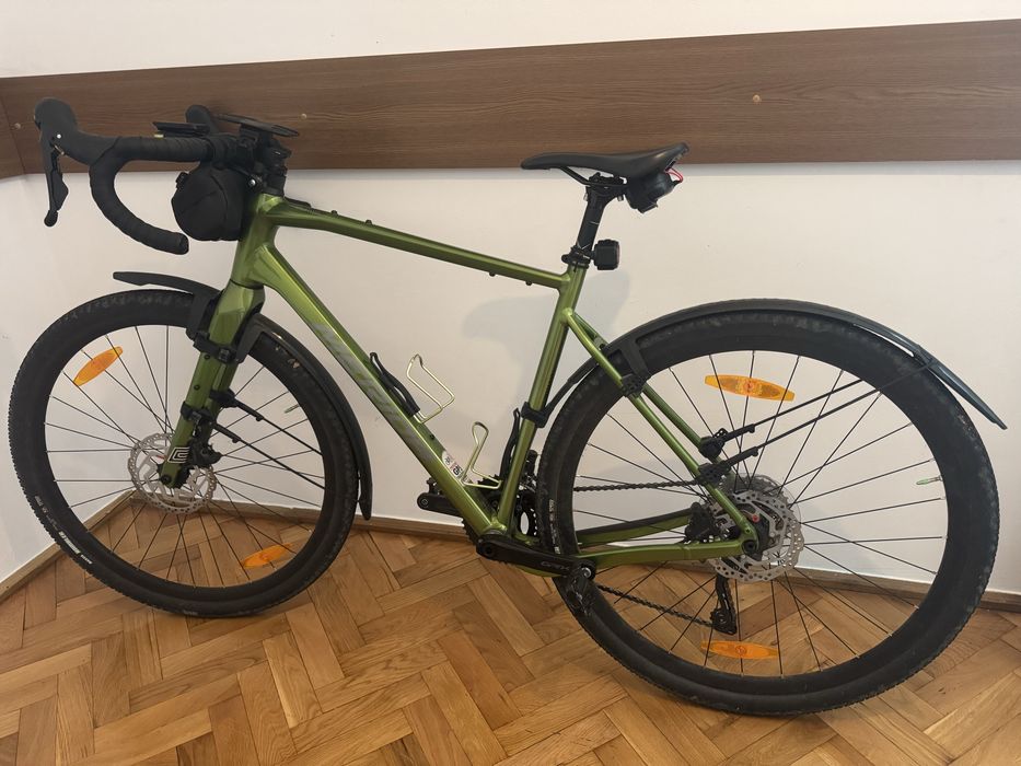 OFERTĂ luna octombrie! Preț 6700 RON ! Vand bicicleta gravel Merida Silex 400 marime M (2025)
