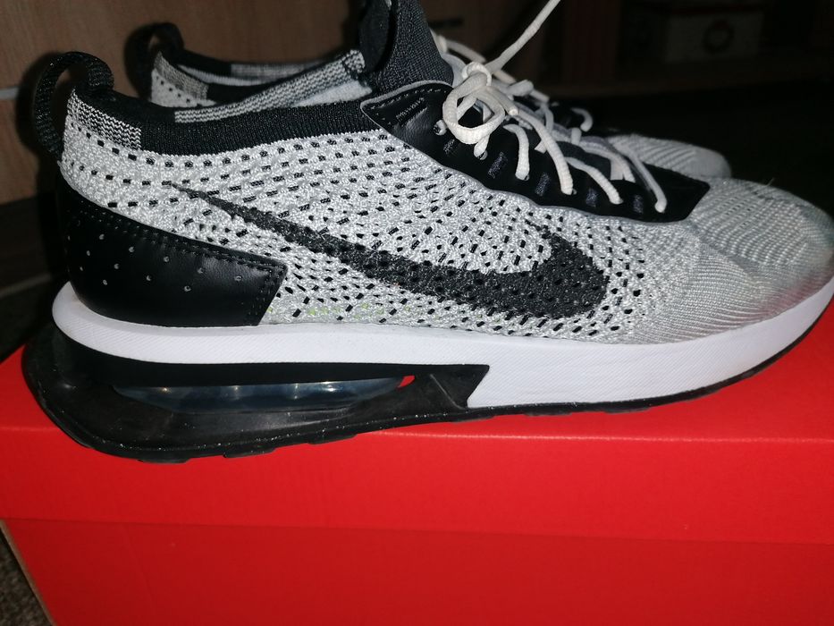 Уникален модел на Nike